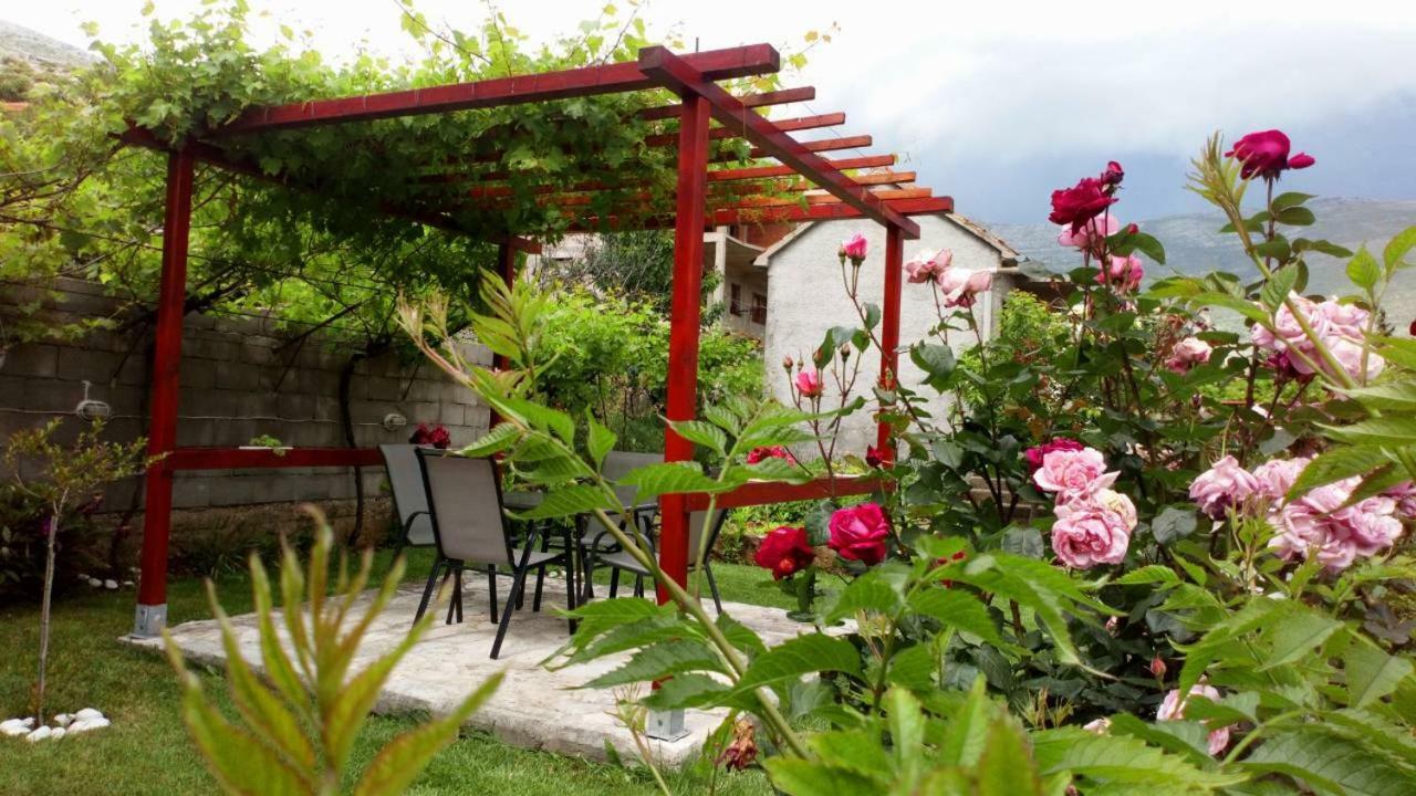 Apartman Maja Trebinje Buitenkant foto